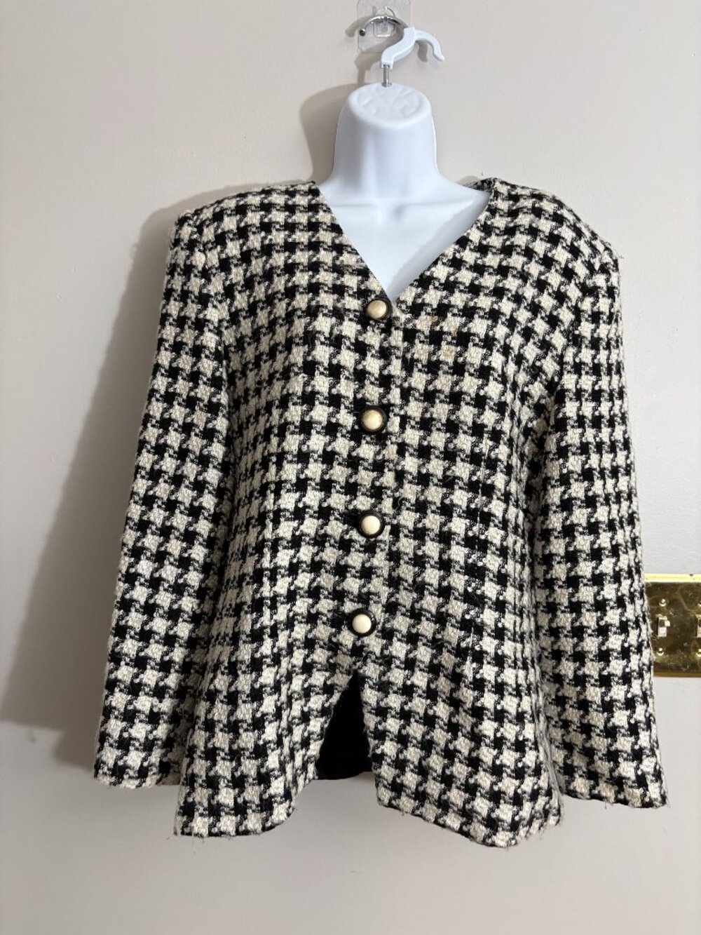 Vintage Michelle Stuart Black & White Houndstooth Skirt Suit • Made in USA • Siz